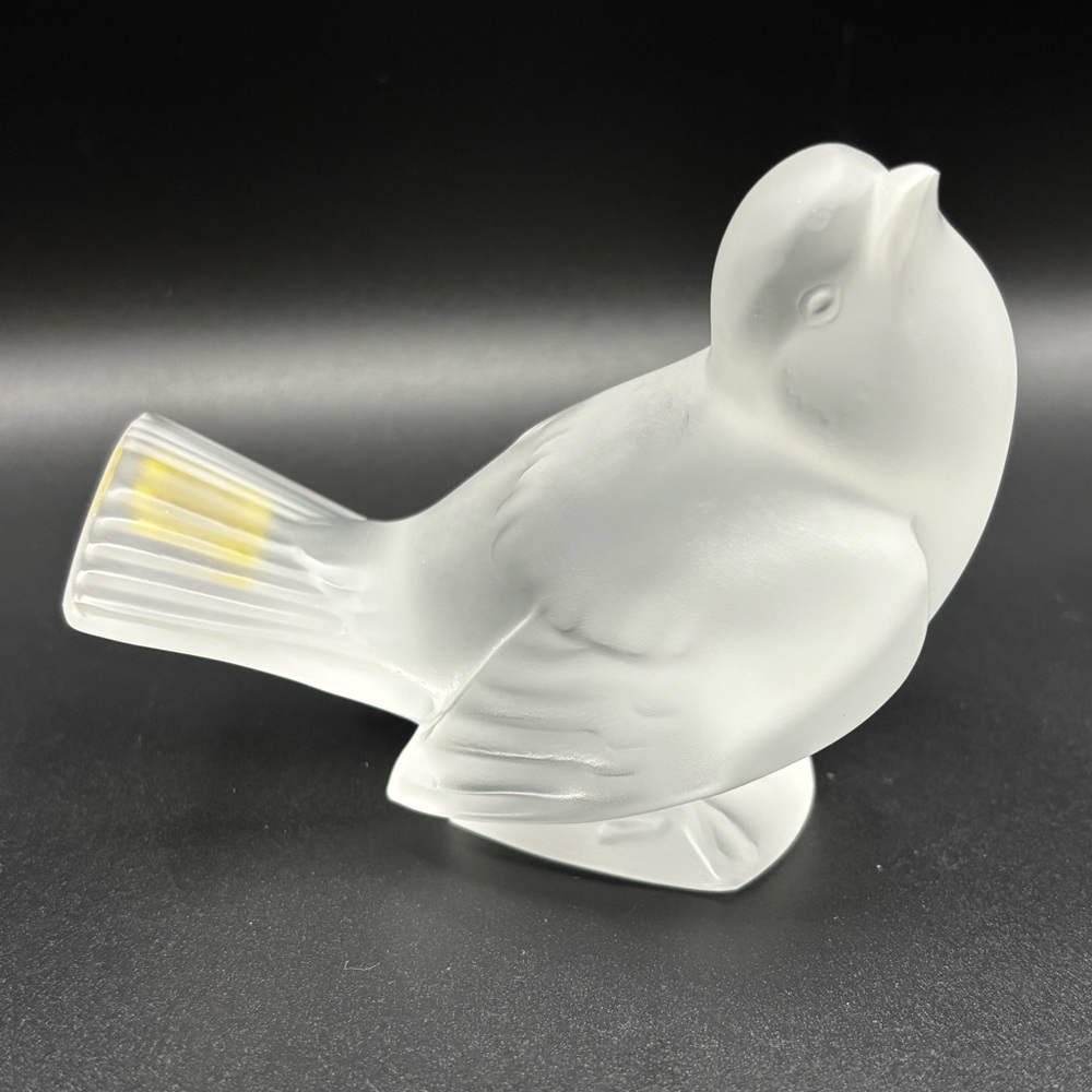 Lalique "Moineau Moqueur" (Mocking Sparrow) figurine Frosted Glass SIGNED